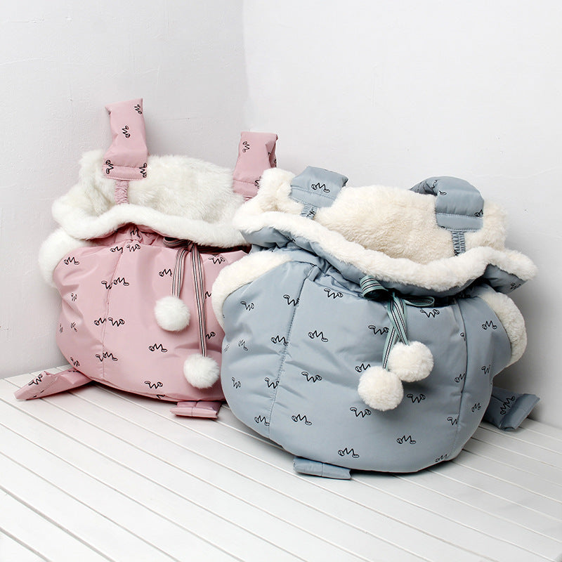 Winter Pet Carrier Backpack – Cozy Travel Companion for Cats & Small Dogs!